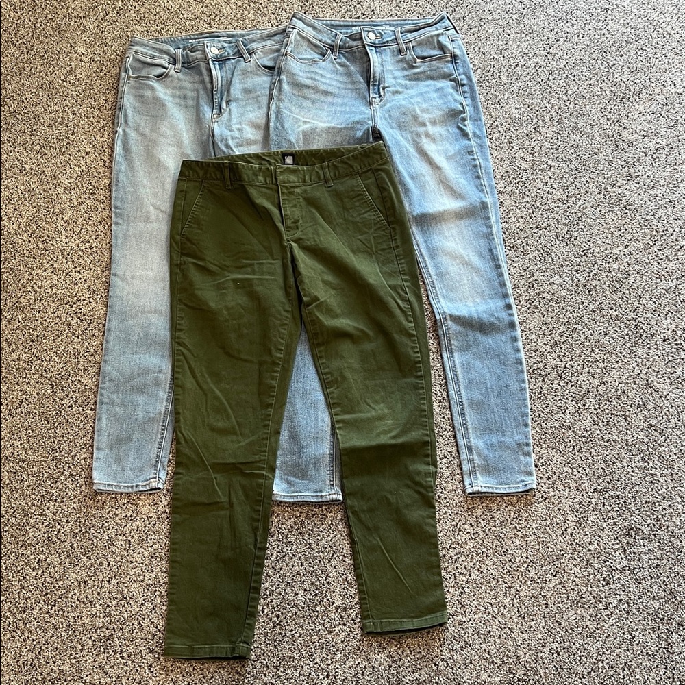 Old Navy Blue Super Skinny Jeans, Gap skinny green jeans